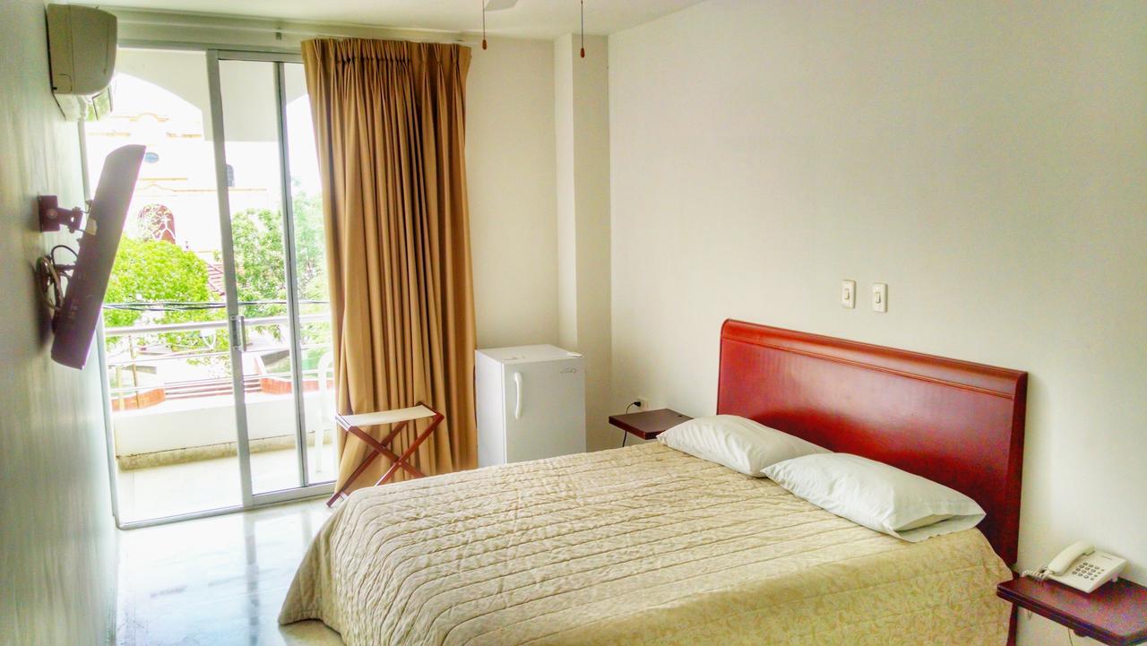 Del Parque Hotel Corozal  Kültér fotó